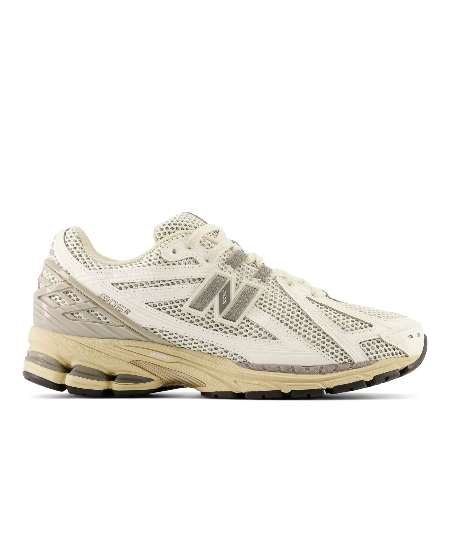 New Balance M1906R “Silver” の40%OFF セールが開催
