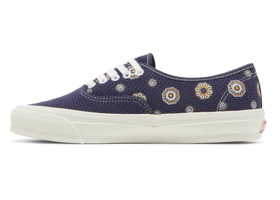 KITH × VANS の AUTHENTIC LX "Medallion" が発売