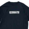 sacai × fragment design の Fragil Tee が発売