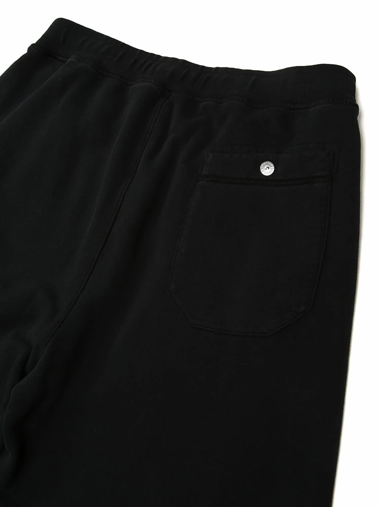 Stone Island の Compass Patch Sweat Pants が発売