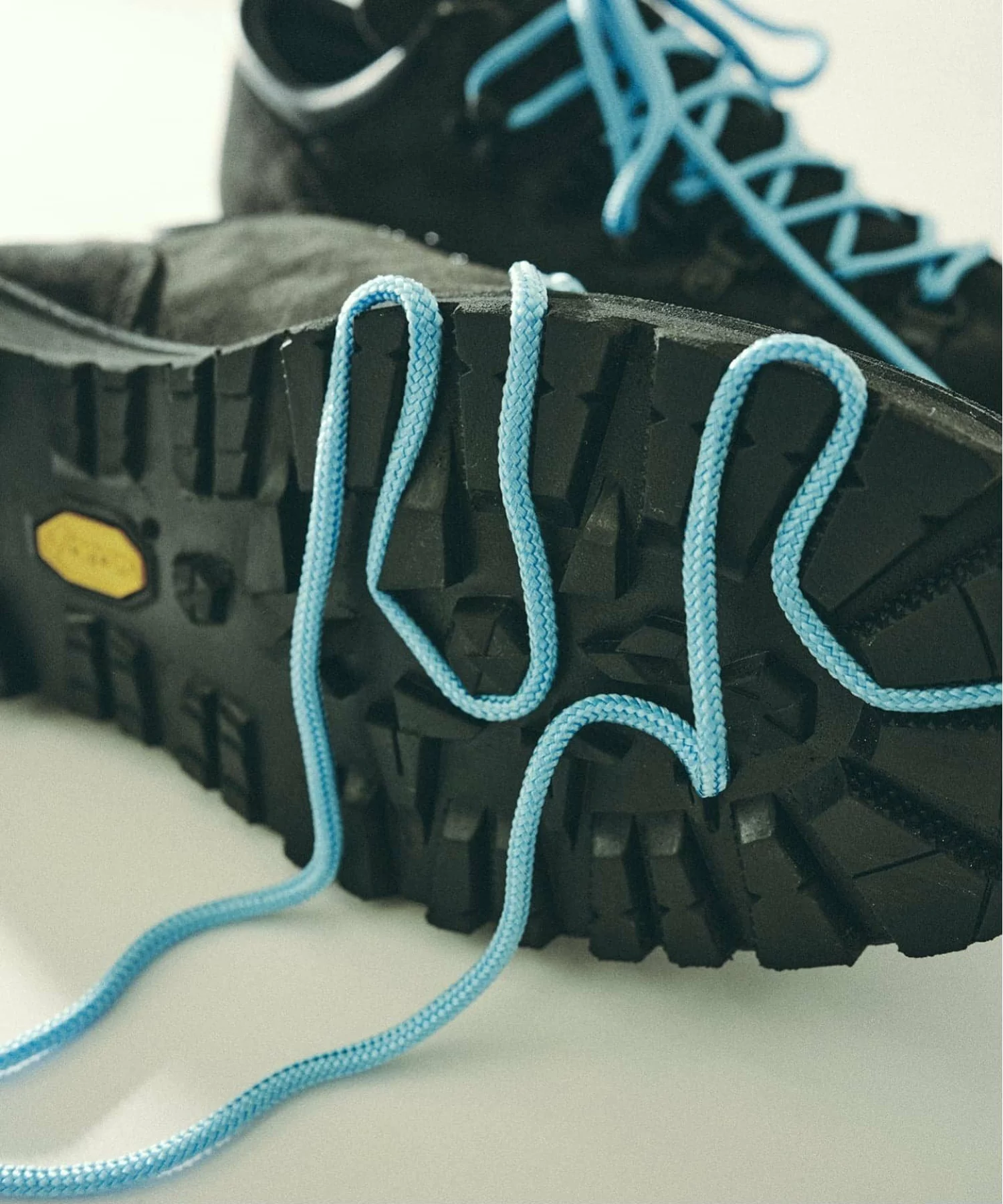 JOURNAL STANDARD × DANNER の MT.Ridge Low が発売