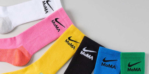 MoMA × NIKE のコラボソックスが公式オンラインにて再販