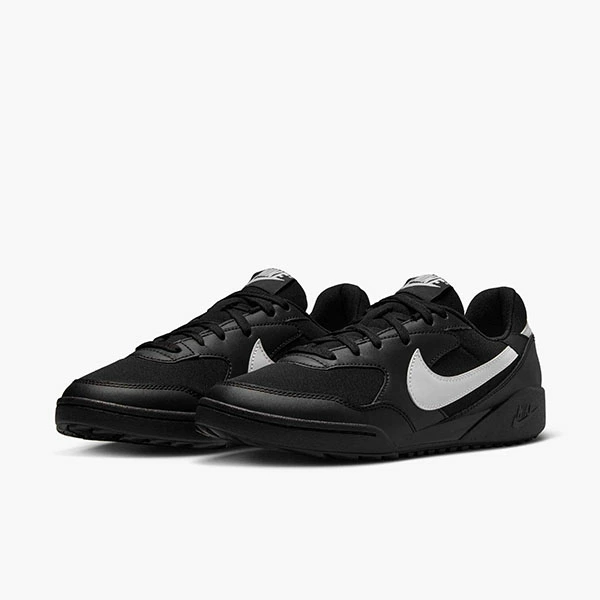 NIKE TERRA MANTA "Black/White" の30%OFF セールが開催