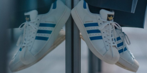 BEAUTY&YOUTH × adidas Originals の SUPERSTAR II “Cobalt Blue” が発売