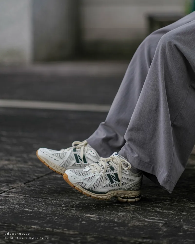 New Balance M1906R “Silver” の40%OFF セールが開催