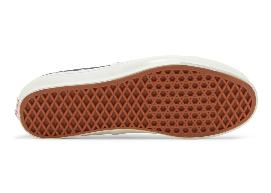 KITH × VANS の AUTHENTIC LX "Medallion" が発売