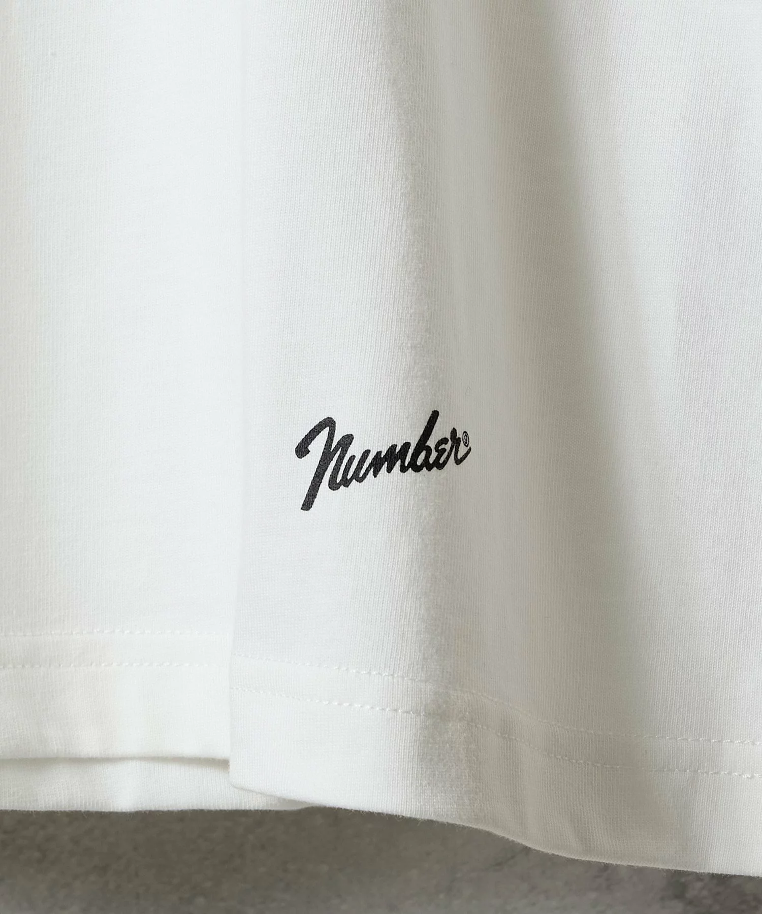 NUMBER (N)INE の Basic Hem Printed L/S Tee が4,400円で発売