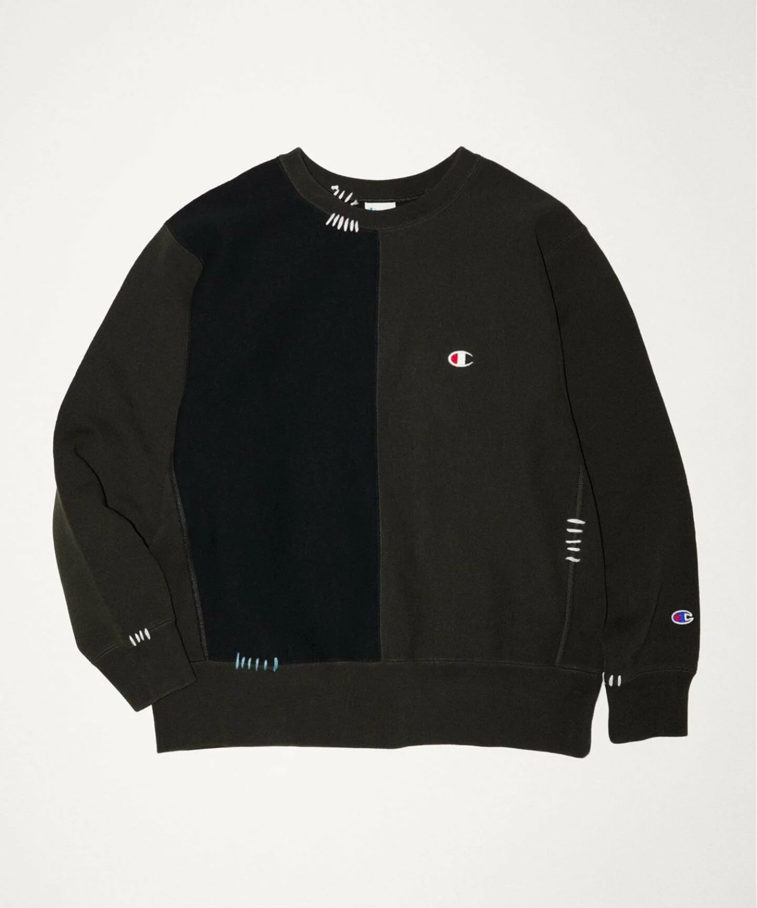 JOURNAL STANDARD × Champion の Hand Stitch Crew Sweat が発売