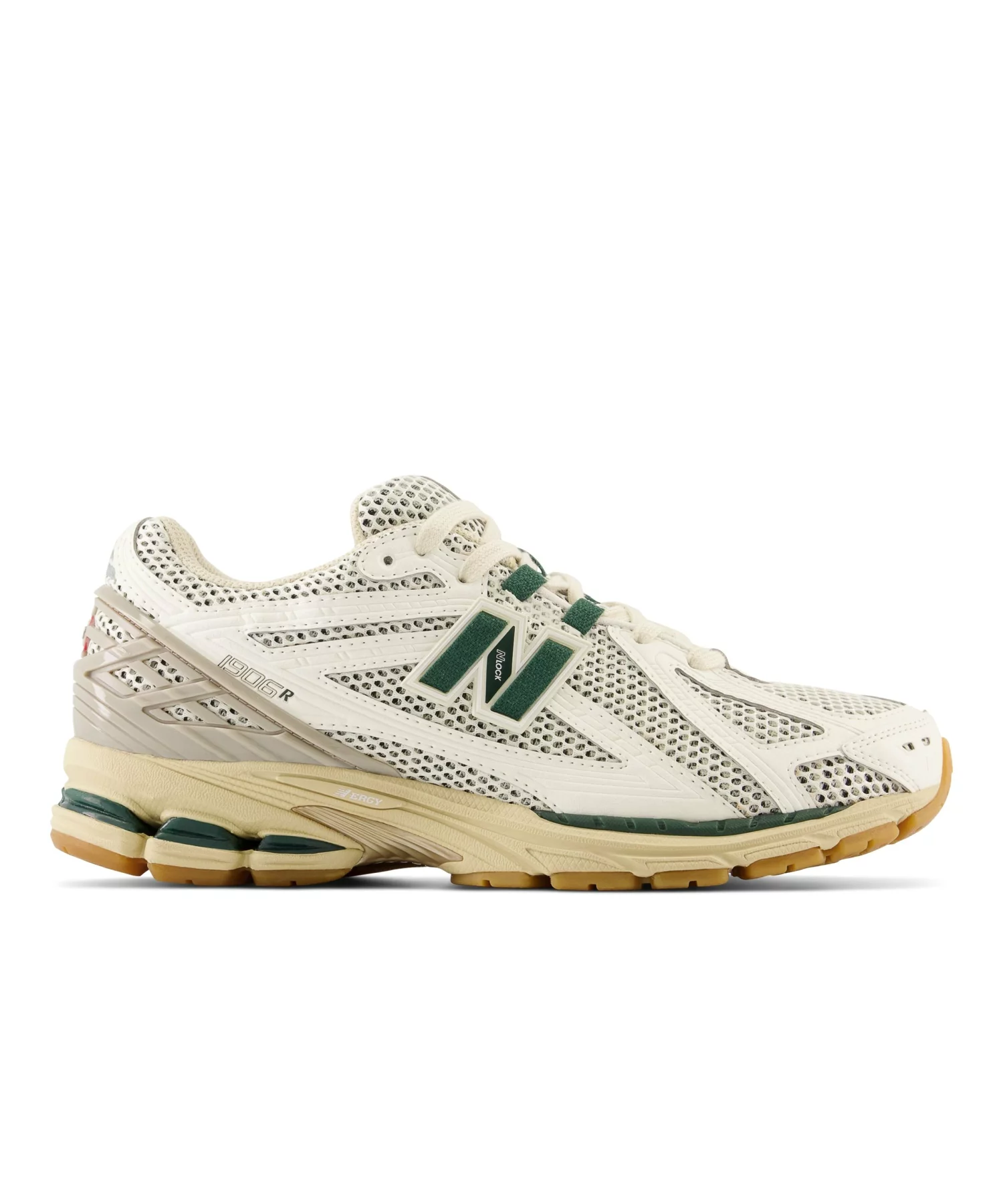 New Balance M1906R “Silver” の40%OFF セールが開催