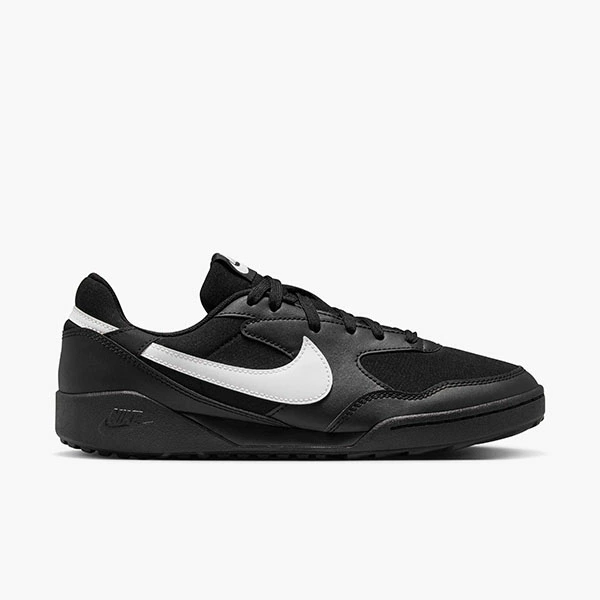NIKE TERRA MANTA "Black/White" の30%OFF セールが開催