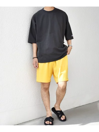 SHIPS × Champion の Bleached Dolman Camp Pocket Tee が発売
