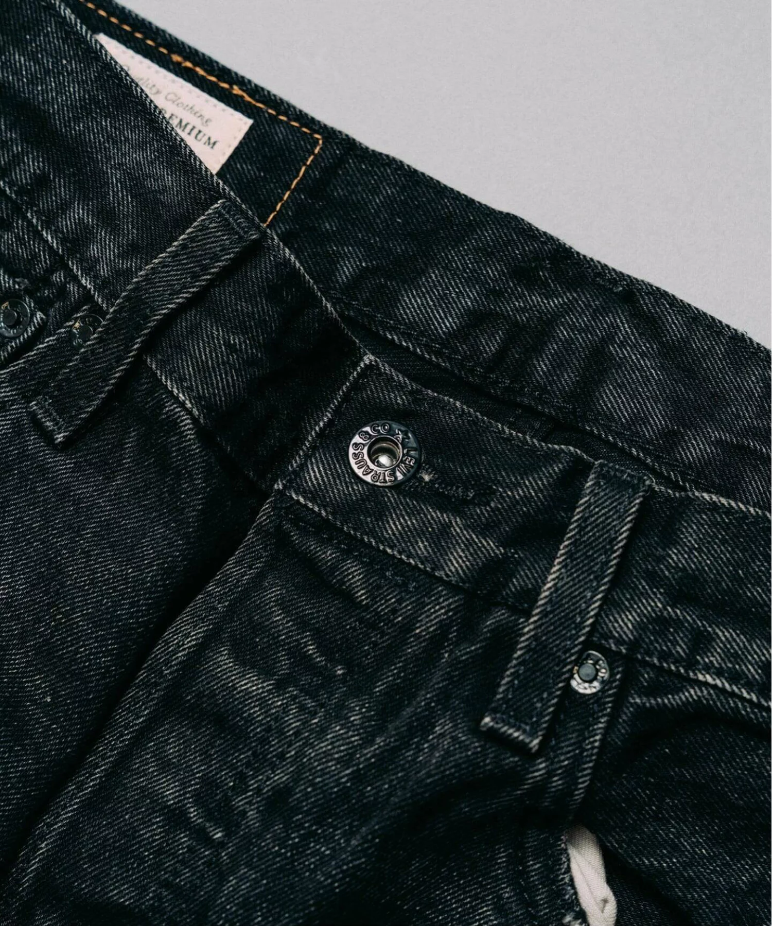 EDIFICE × Levi’s® の BIG E 501®︎ “Black” が再販