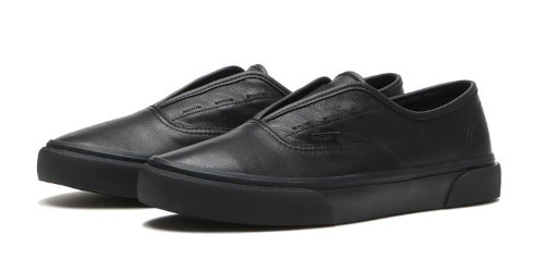 VANS の AUTHENTIC V44CF GB が発売