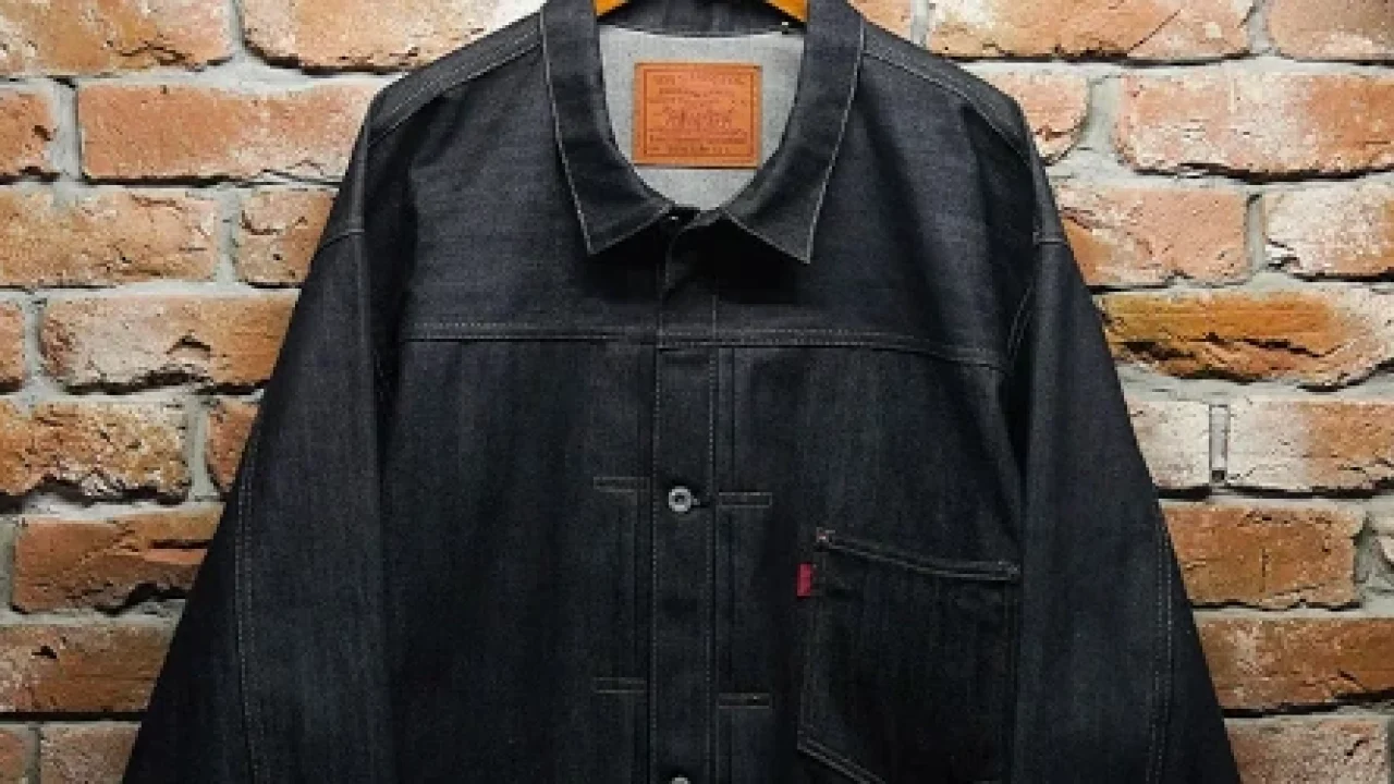 WAIPER × Levi