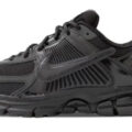 Dover Street Market × NIKE ZOOM VOMERO 5 "Black" が発売