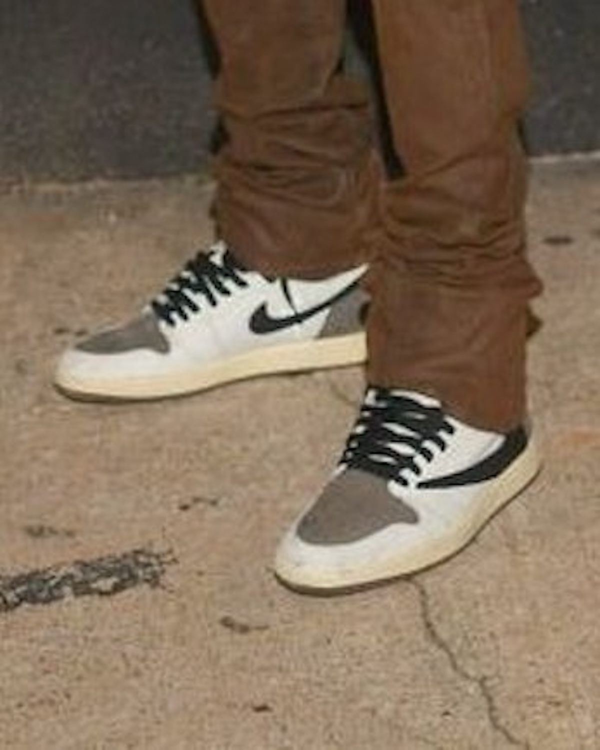 Travis Scott × NIKE AIR JORDAN 1 HIGH “Reverse Mocha” のサンプル制作が開始か