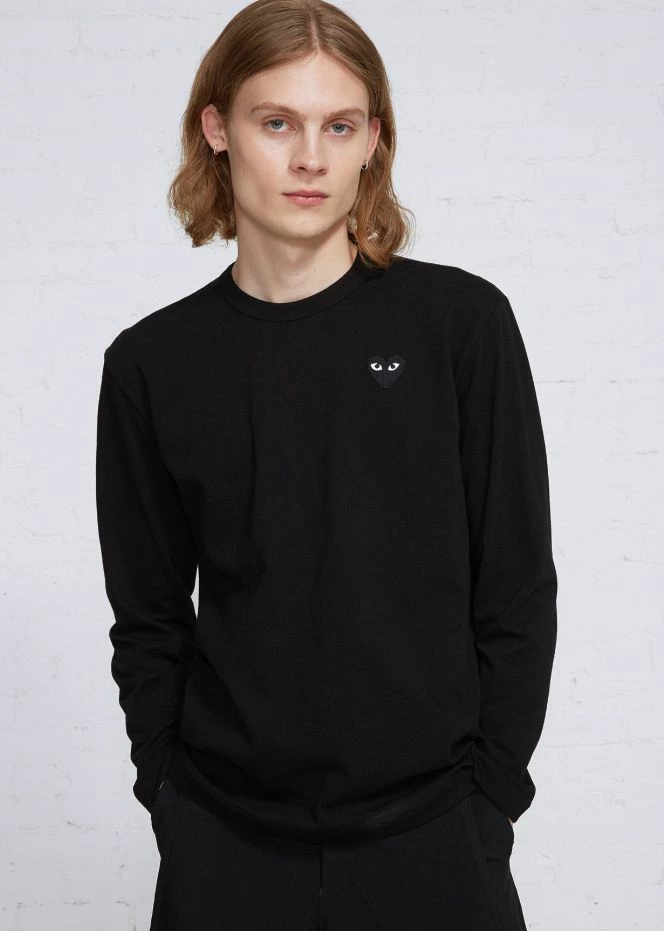 PLAY COMME des GARÇONS の Heart Logo Long Sleeve Tee が発売