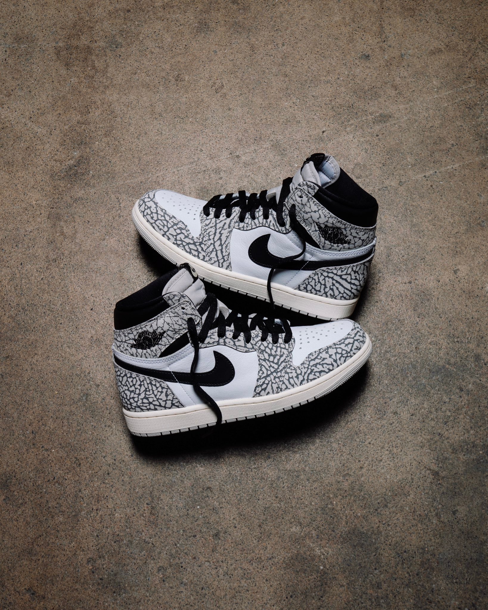 NIKE AIR JORDAN 1 RETRO HIGH OG “Elephant” が発売