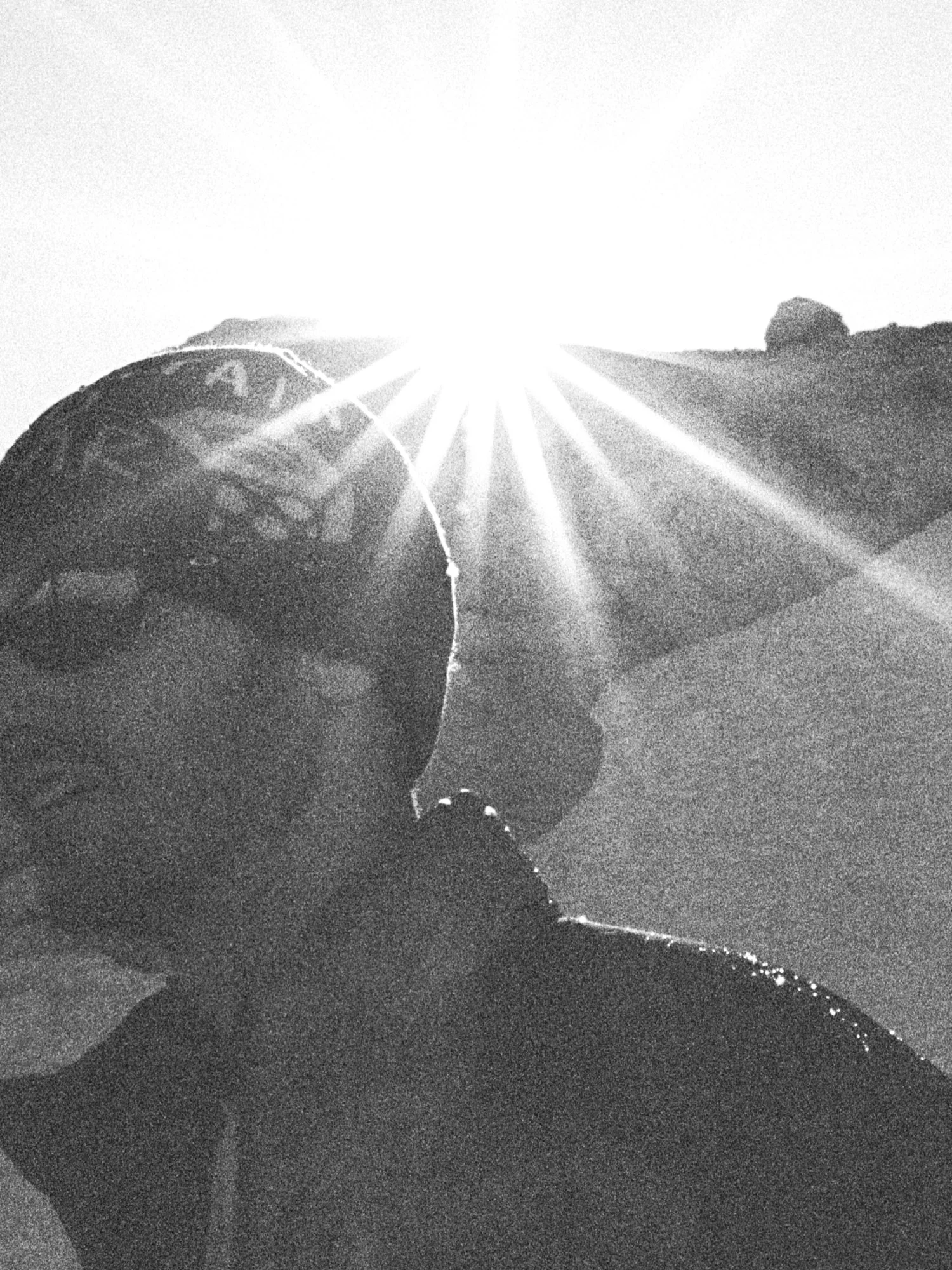 Stüssy × MOUNTAIN HARDWEAR の2025年秋冬コラボコレクションが10月31日(金)発売