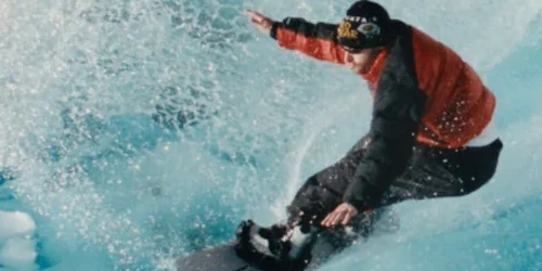 Stüssy × MOUNTAIN HARDWEAR の2025年秋冬コラボコレクションが10月31日(金)発売