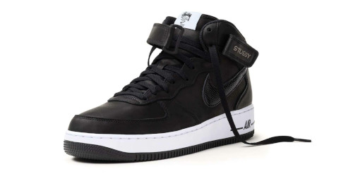 Stüssy × NIKE の AIR FORCE 1 MID “Black” が発売