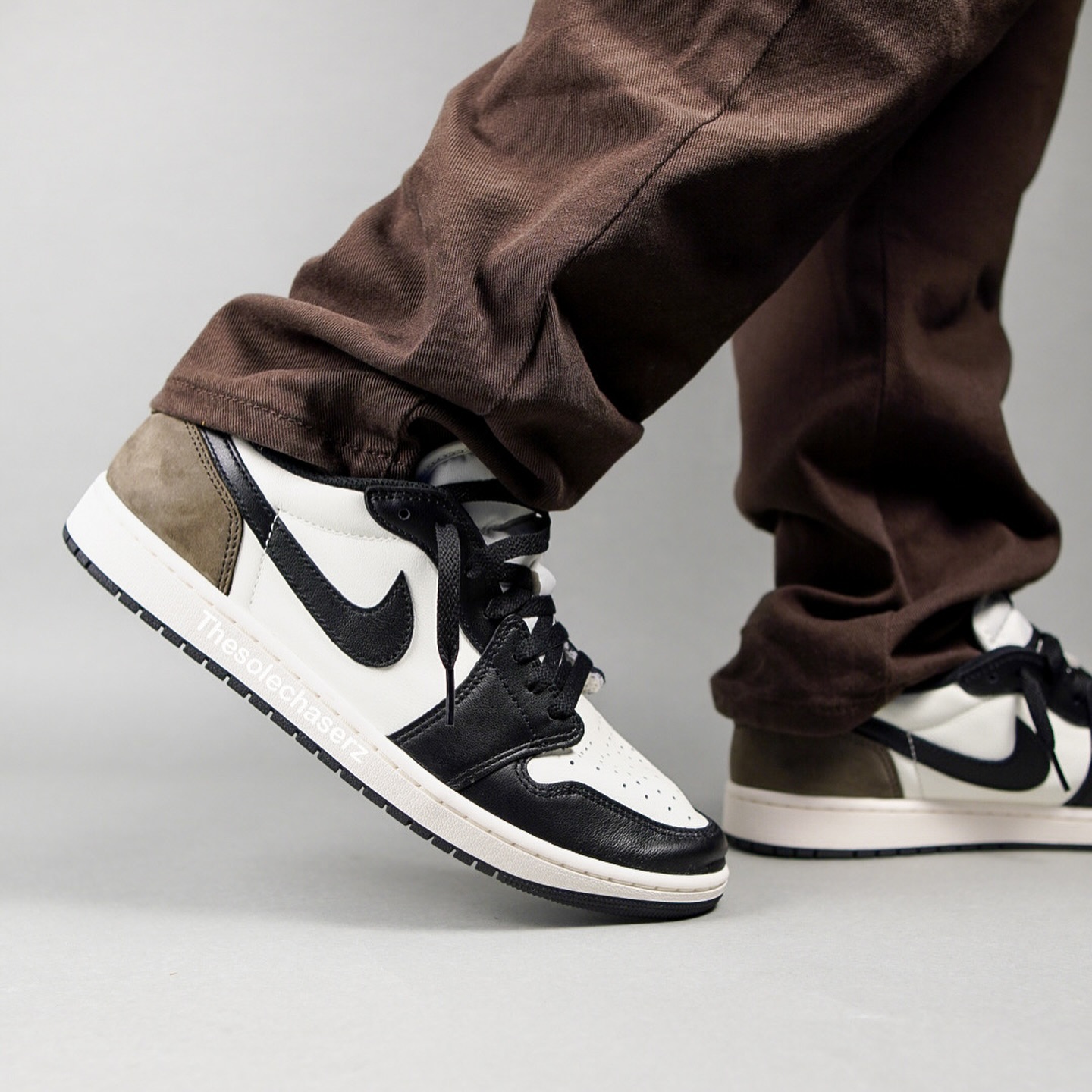 NIKE AIR JORDAN 1 RETRO LOW OG “Mocha” が発売