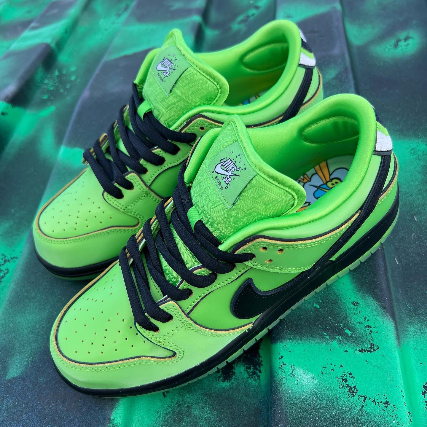 The Powerpuff Girls × NIKE SB の DUNK LOW “Buttercup” が発売