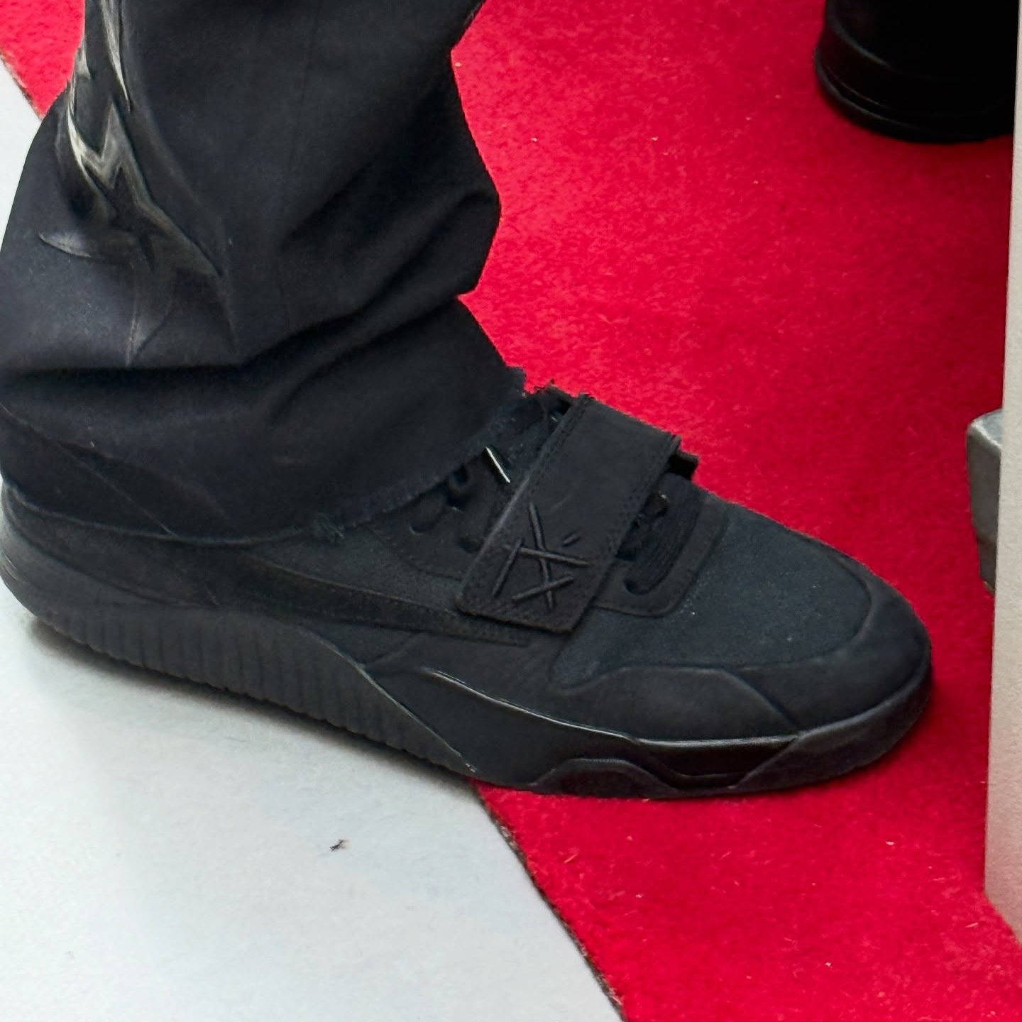 Travis Scott × JORDAN JUMPMAN JACK "Triple Black" が公開