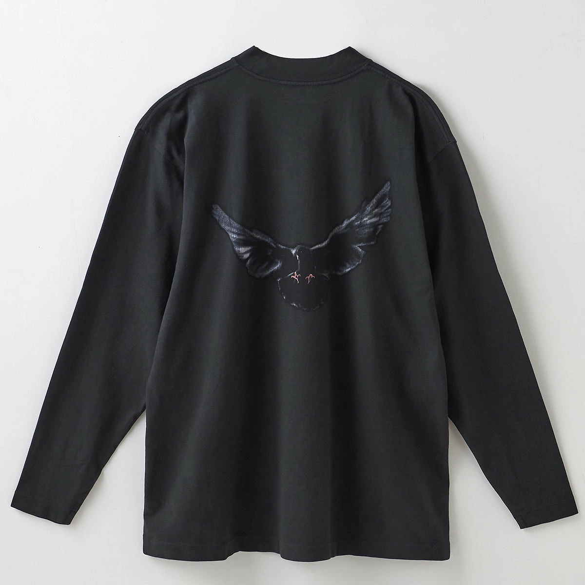 YEEZY GAP Engineered by BALENCIAGA の 10A Dove L/S Tee が発売