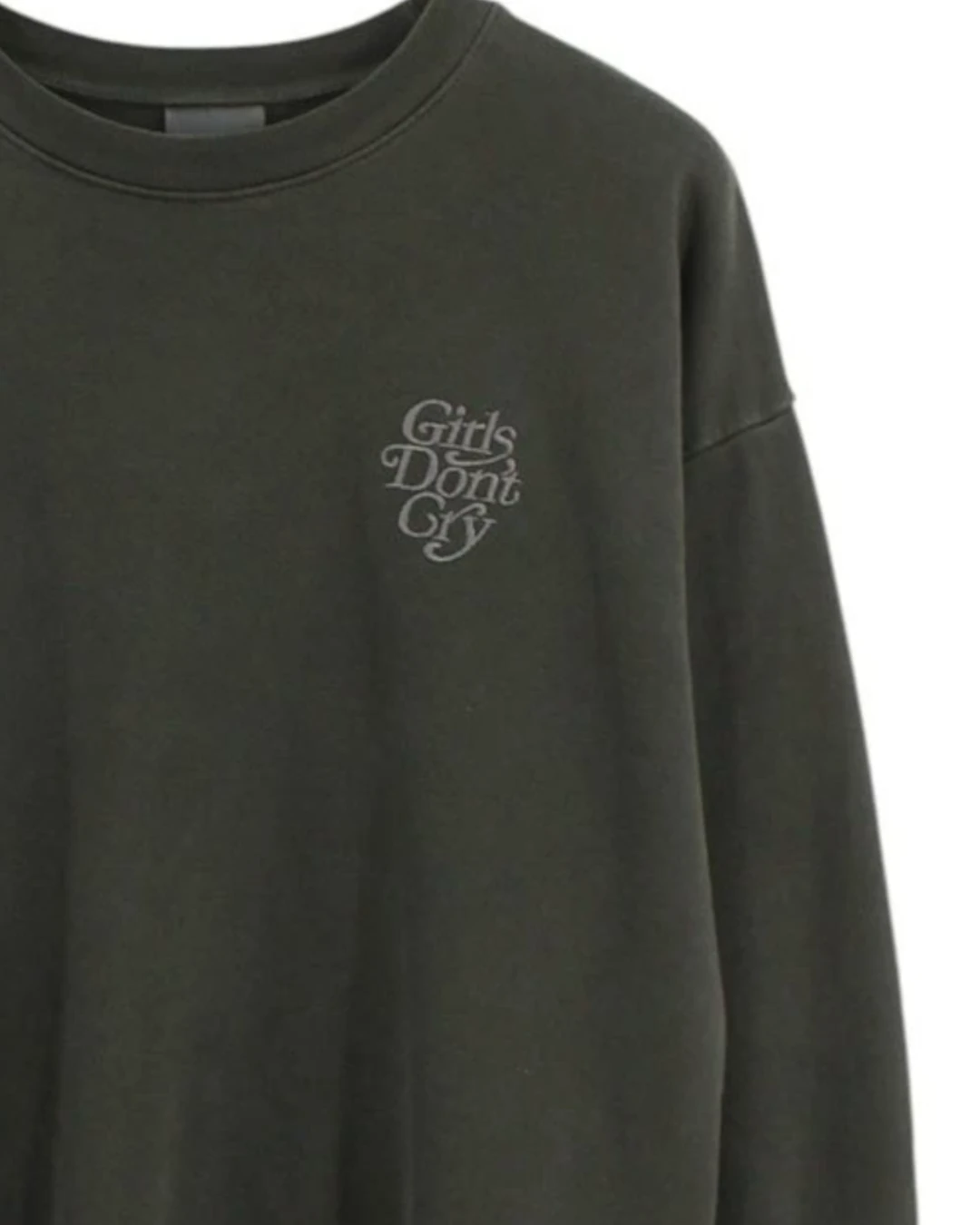 Girls Don’t Cry の Washed Logo Crewneck が発売