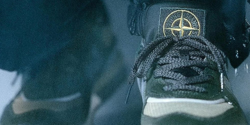 Stone Island × New Balance の 574 Legacy “Dark Green” が発売