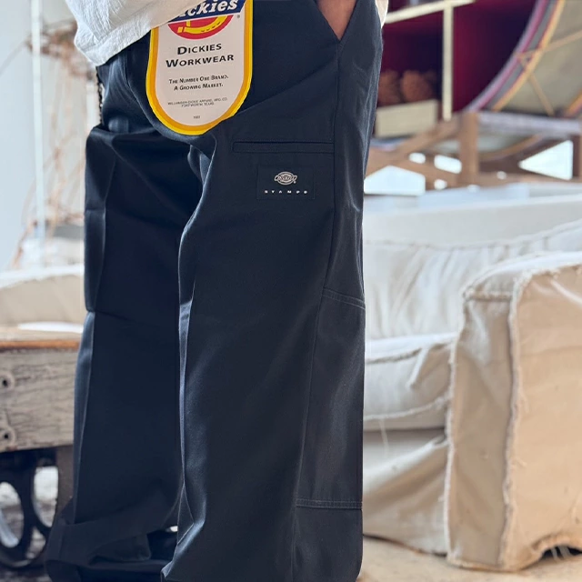 STAMPD × Dickies の Double Knee Loose Fit Pants が発売