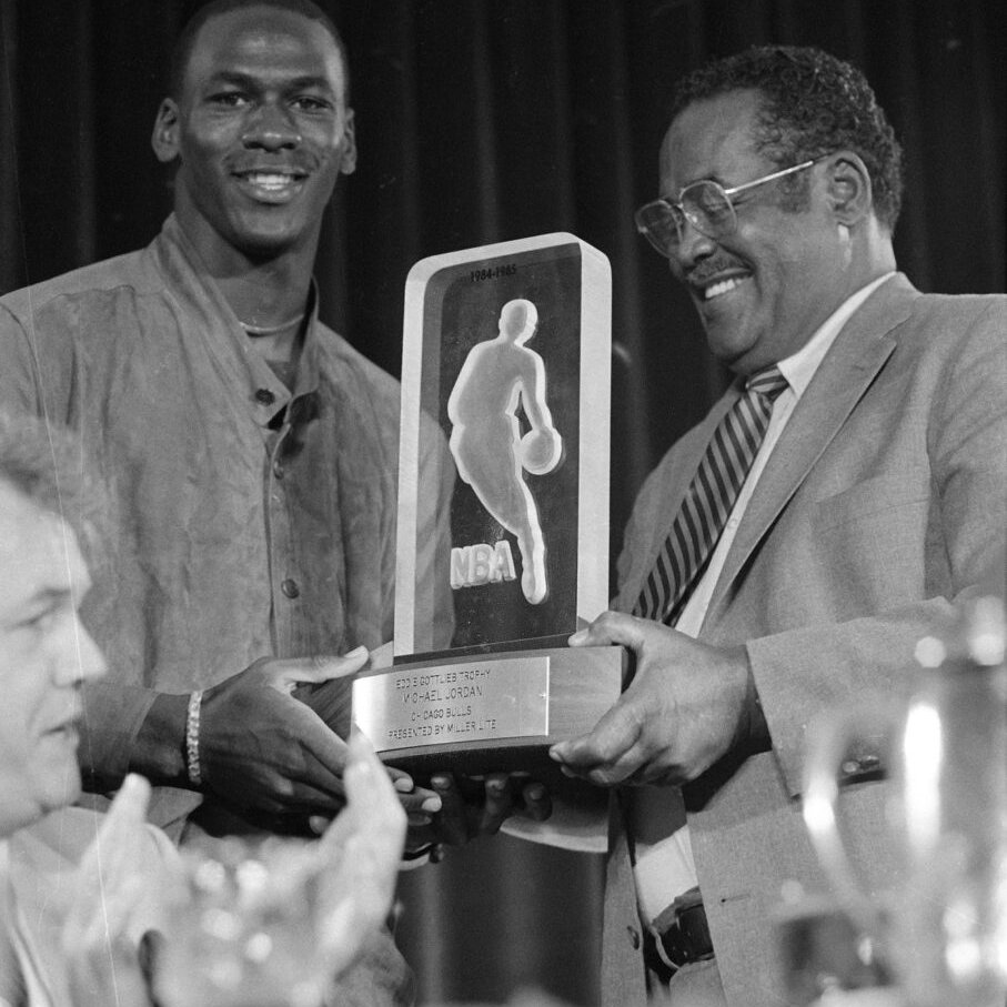 NIKE AIR JORDAN 1 LOW OG “Rookie of the Year” が発売