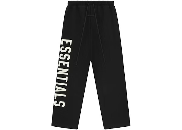 ESSENTIALS の Fleece Relaxed Sweatpant が特別価格で発売
