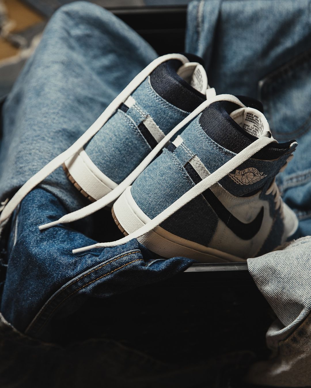 NIKE AIR JORDAN 1 RETRO HIGH OG “Denim” が発売