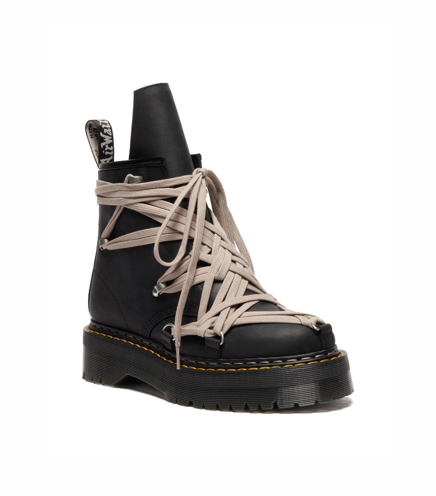 Rick Owens × Dr.Martens の2025年秋冬コラボブーツが10月16日(木)発売