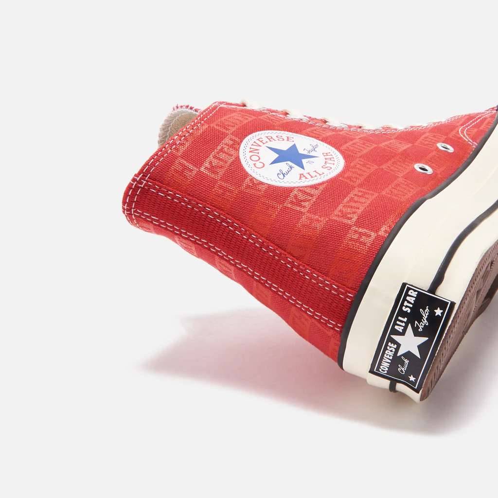 KITH × CONVERSE の CHUCK TAYLOR ALL STAR 1970 CLASSICS “Red” が発売