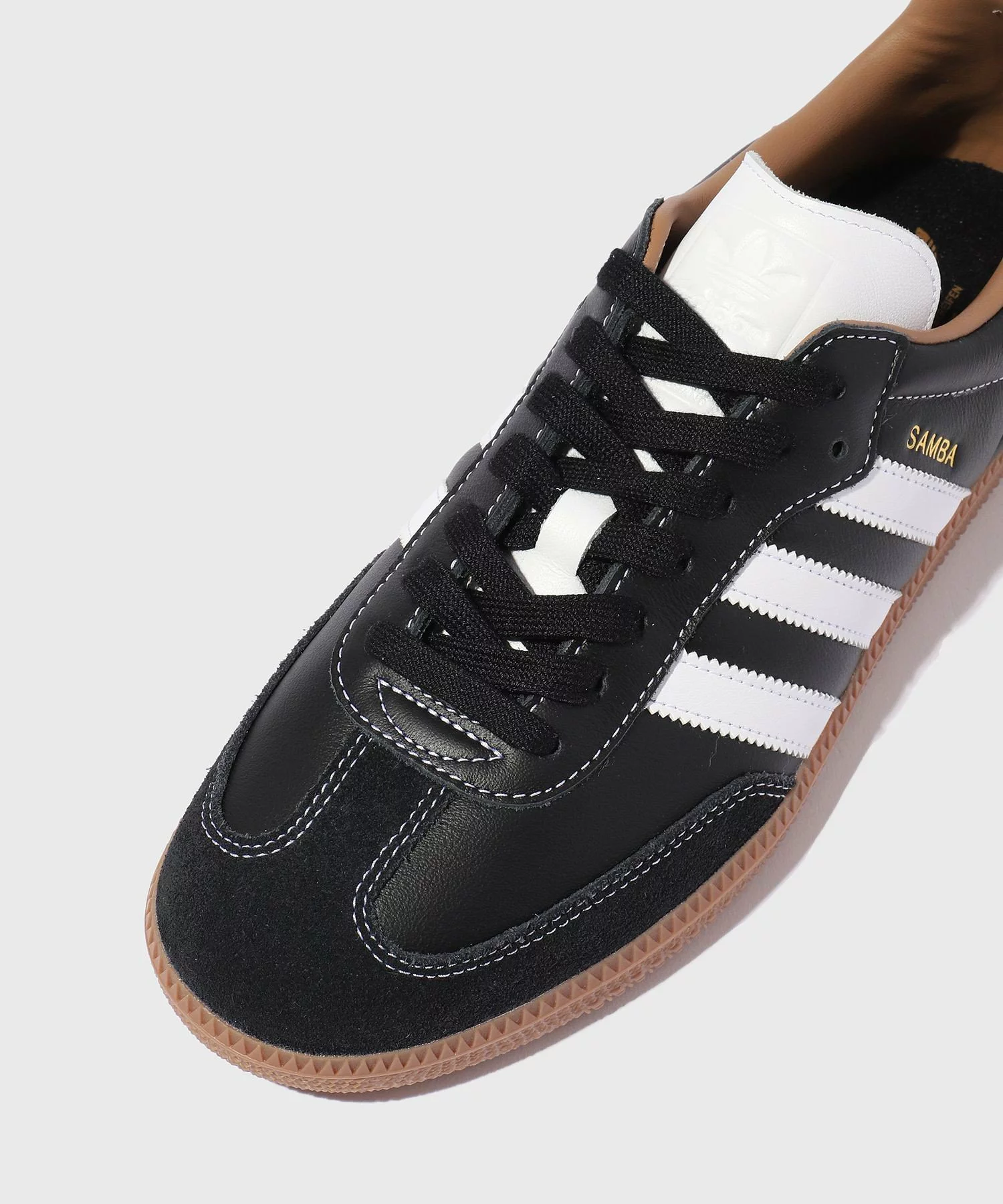 ADAM ET ROPÉ × adidas Originals による SAMBA OG “Black” の先行予約が開始