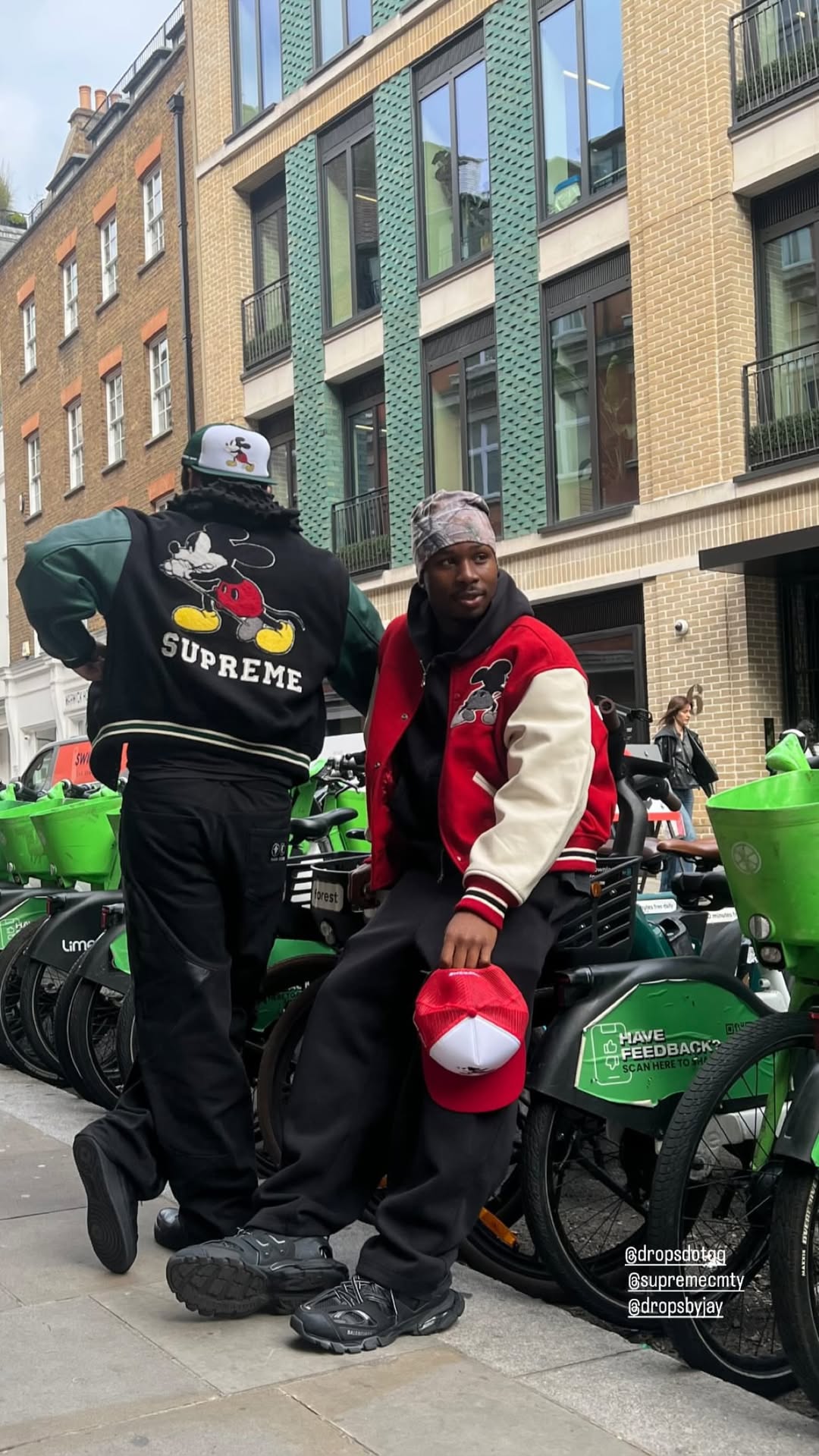 Supreme 2025年秋冬コレクション WEEK8 の海外スナップが公開