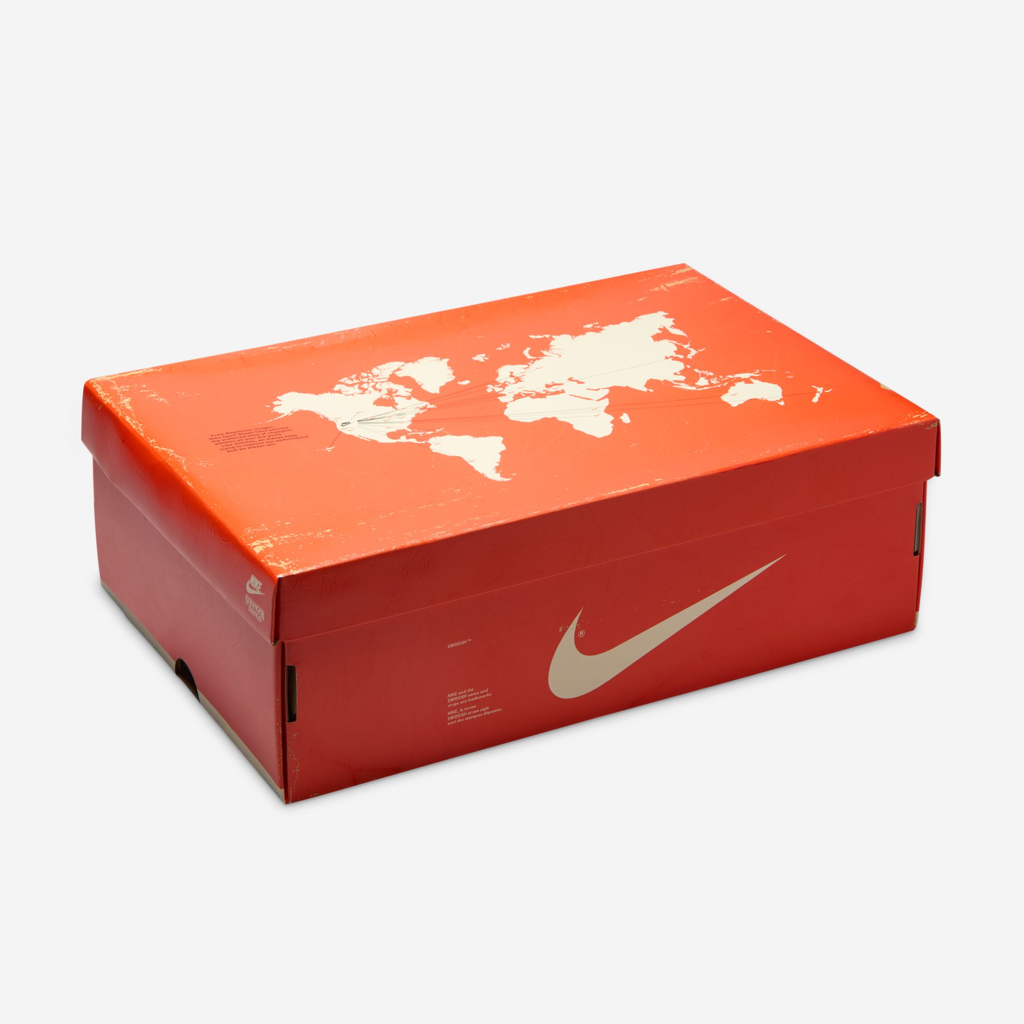 Stranger Things × NIKE DUNK LOW “Phantom” のオフィシャル画像が公開