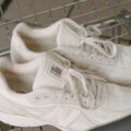 Stüssy × New Balance の 990v4 "Stussy Cream" が発売