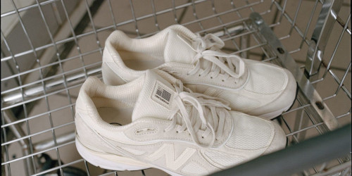 Stüssy × New Balance の 990v4 "Stussy Cream" が発売
