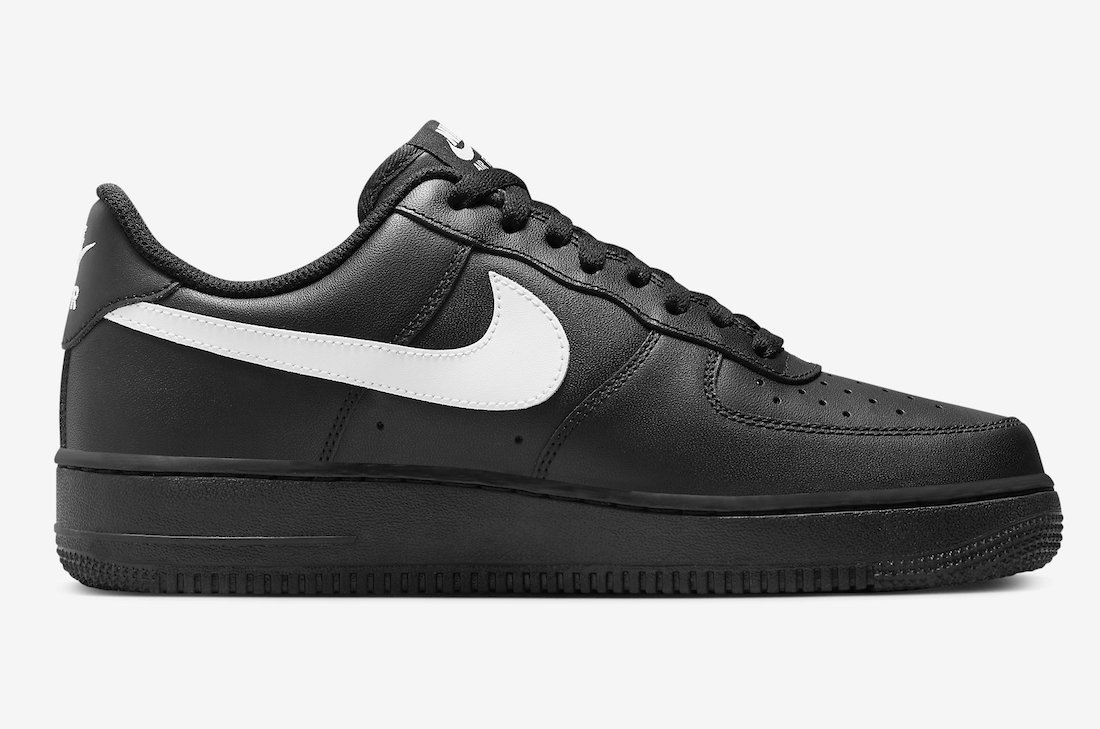 NIKE AIR FORCE 1 '07 "Black/White" が発売