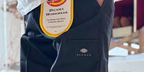 STAMPD × Dickies の Double Knee Loose Fit Pants が発売