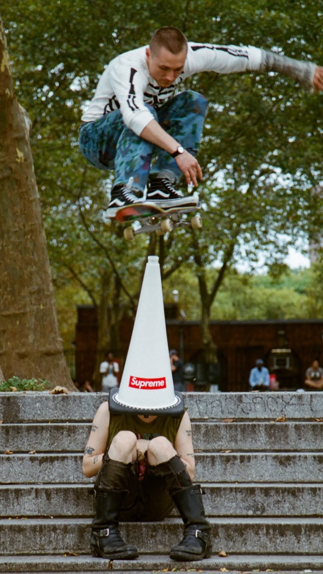 Supreme 2025年秋冬コレクション WEEK8 の海外スナップが公開