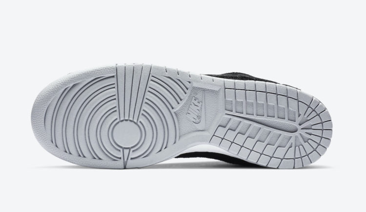 MEDICOM TOY × NIKE SB の DUNK LOW OG QS “BE@RBRICK” が発売