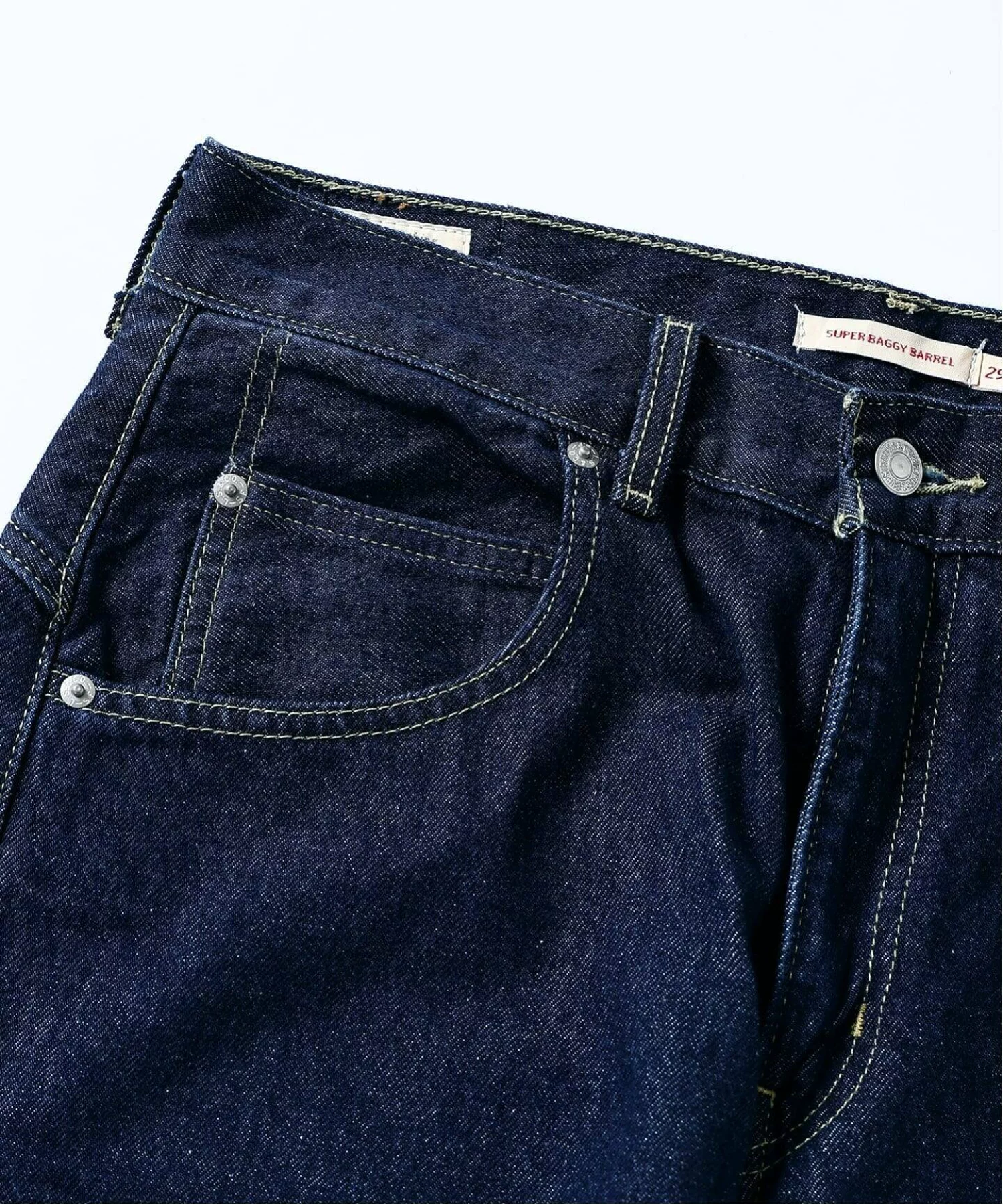 JOURNAL STANDARD × Levi’s® による Super Baggy Barrel Jeans の先行予約が開始
