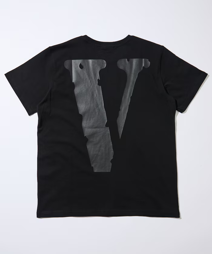 VLONE Classic Logo Vlone Tee の予約販売が開始