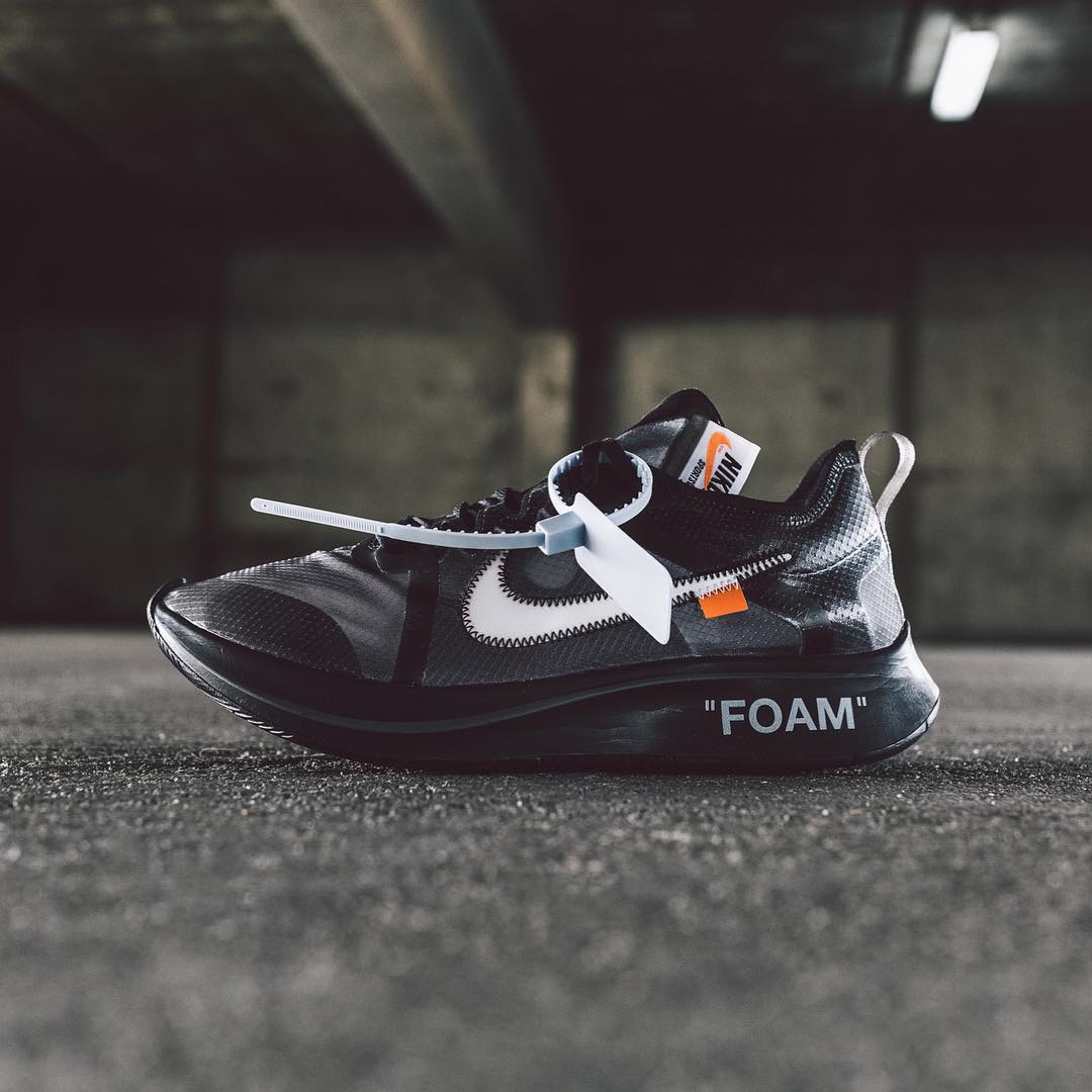 Off-White™ × NIKE の ZOOM FLY “Black” が発売