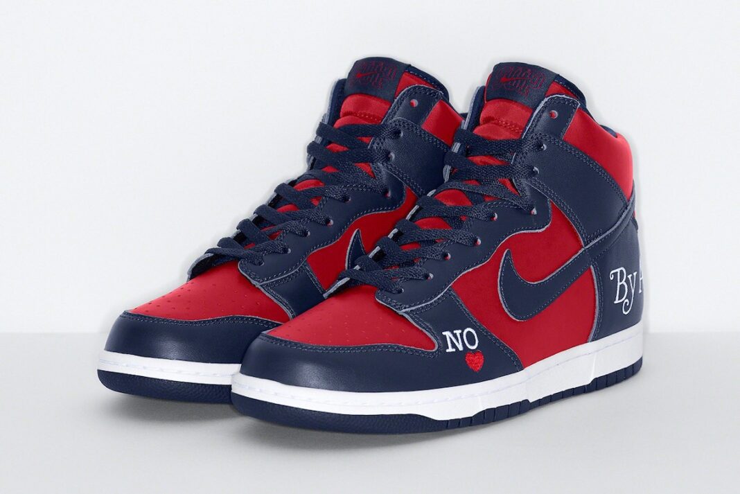 Supreme × NIKE SB の DUNK HIGH By Any Means “Red/Navy” が発売
